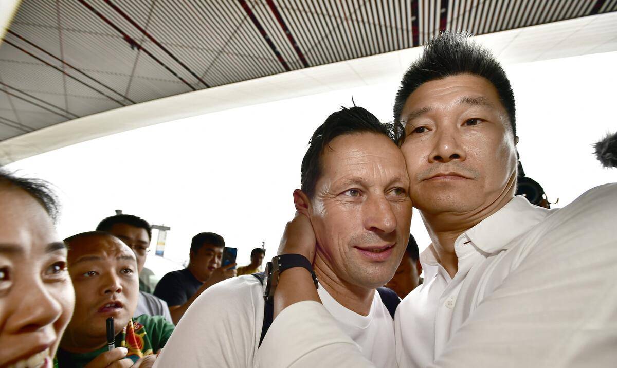 九游-关于斯图加特发布备战花絮，赛后战术微调，中超任务艰巨，临场指挥获称赞的信息