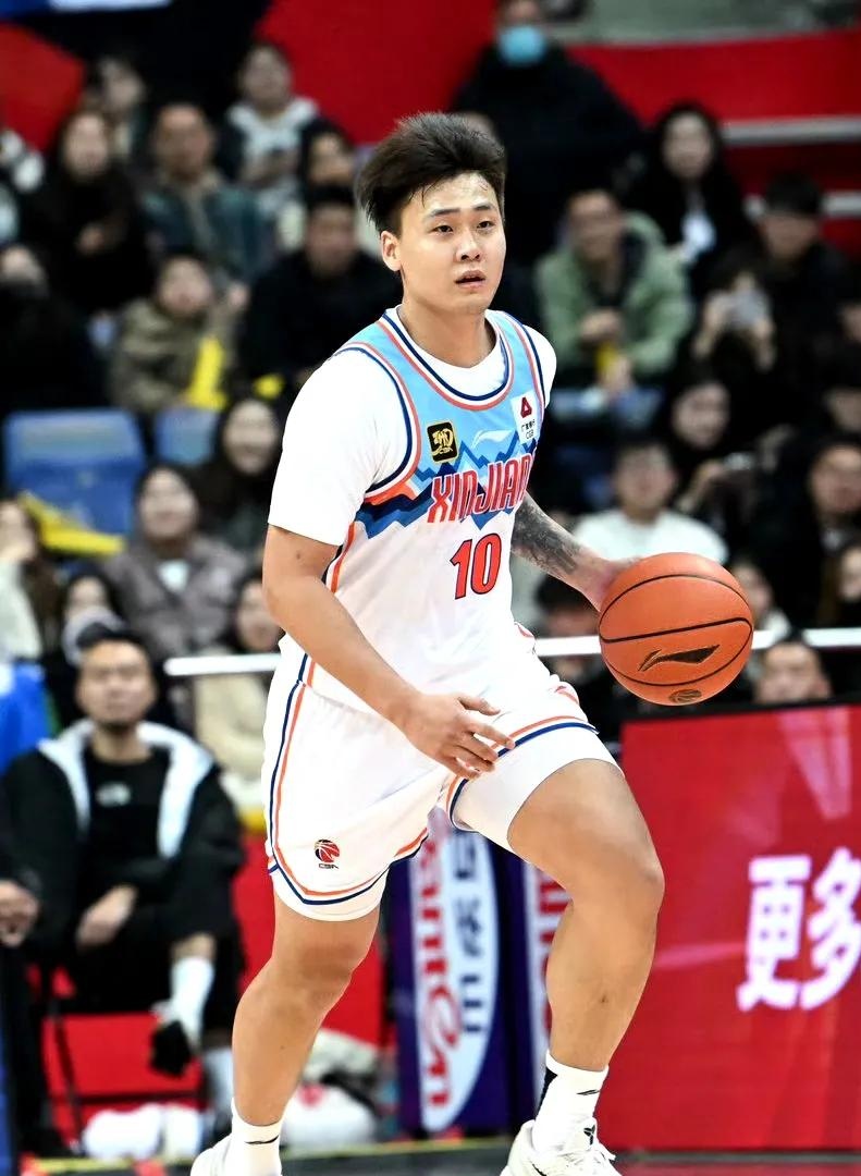 华体会赛事-新疆广汇今晚外线爆发，志在国王杯名次提升，悬念犹存，阵容厚度经受考验(新疆广汇是干什么的)